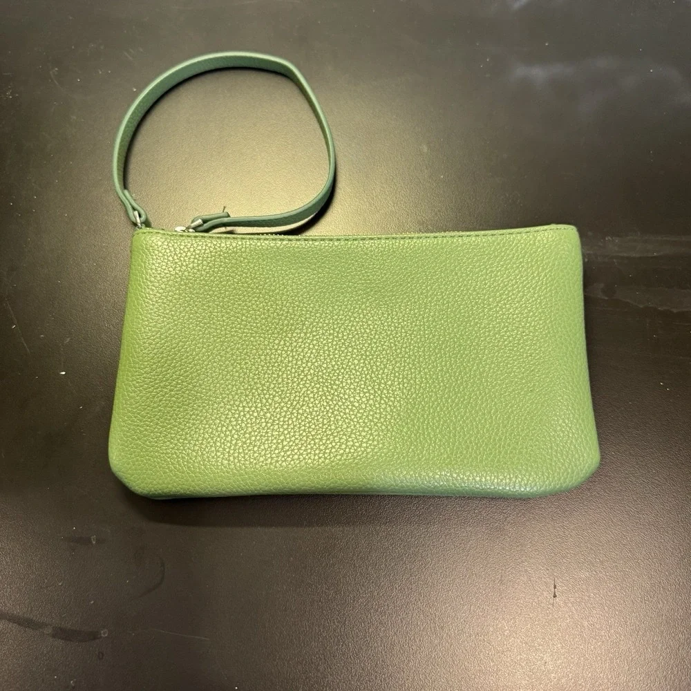Vera Bradley Vegan Leather‎ Essential Zip Wristlet Green